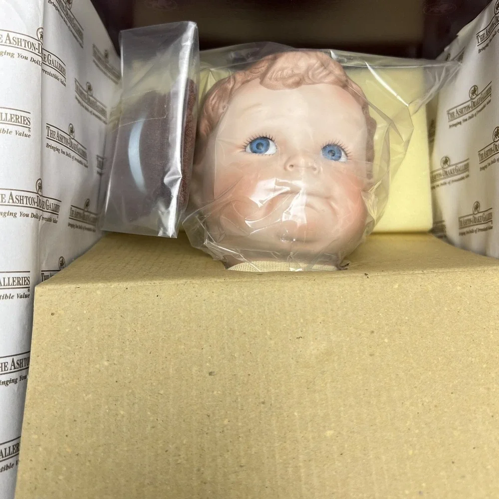 Vtg Ashton Drake Porcelain Doll JOHNNY Praying 1993 Yolanda Bello w/ COA